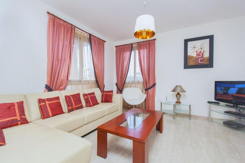 Villa Saraliana Sandy Beach Villas Polis Habitación foto